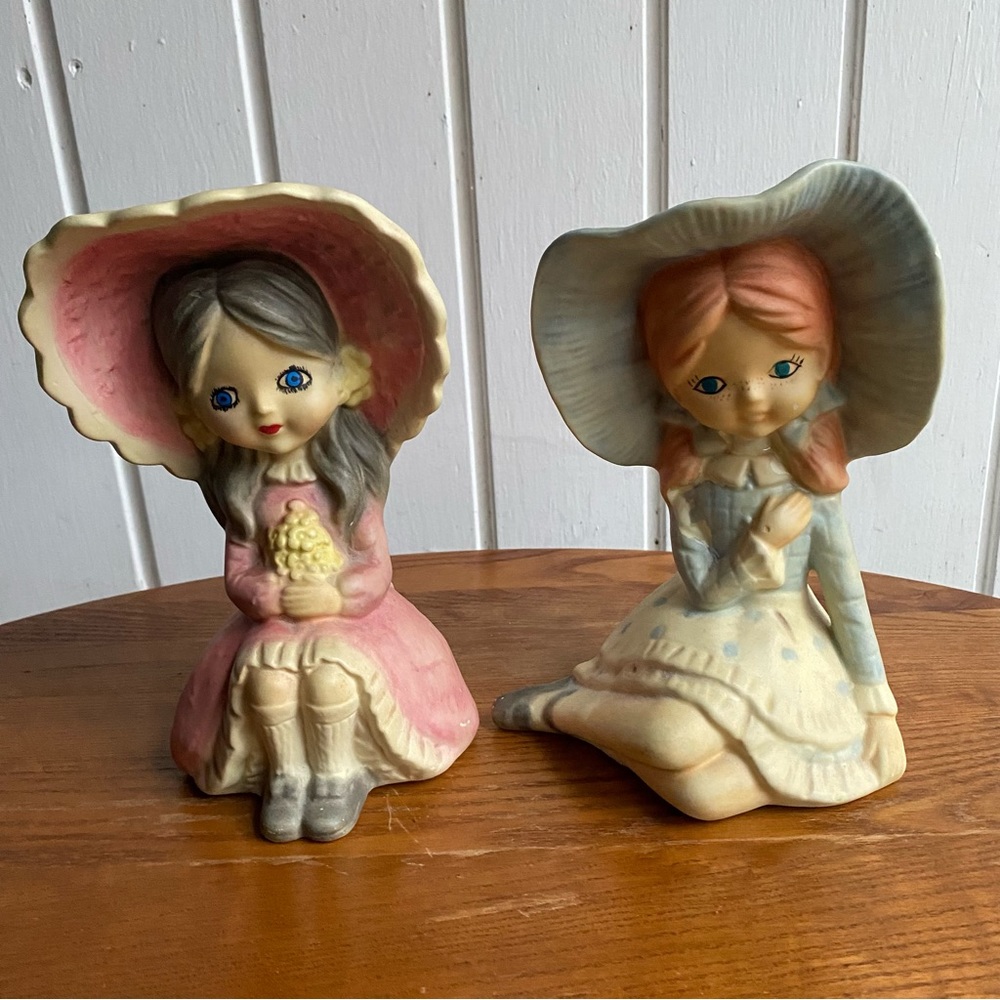 Holly Hobby Type Ceramic vintage Figurines Girls with big sun hats hand painted.